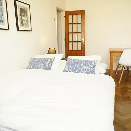 Ferreira Borges Apartment