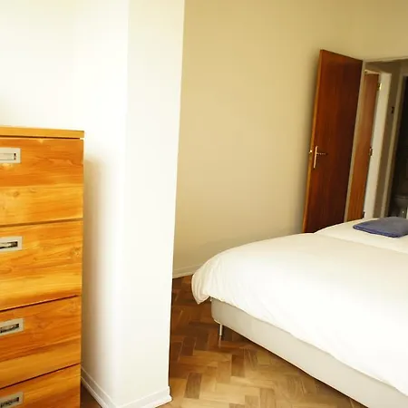 Ferreira Borges Apartment Lissabon